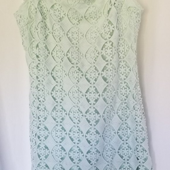 Crochet Lace Bodycon Mini Dress - Picture 2 of 4